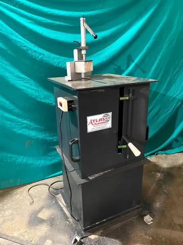 Aluminium Cutting Machine